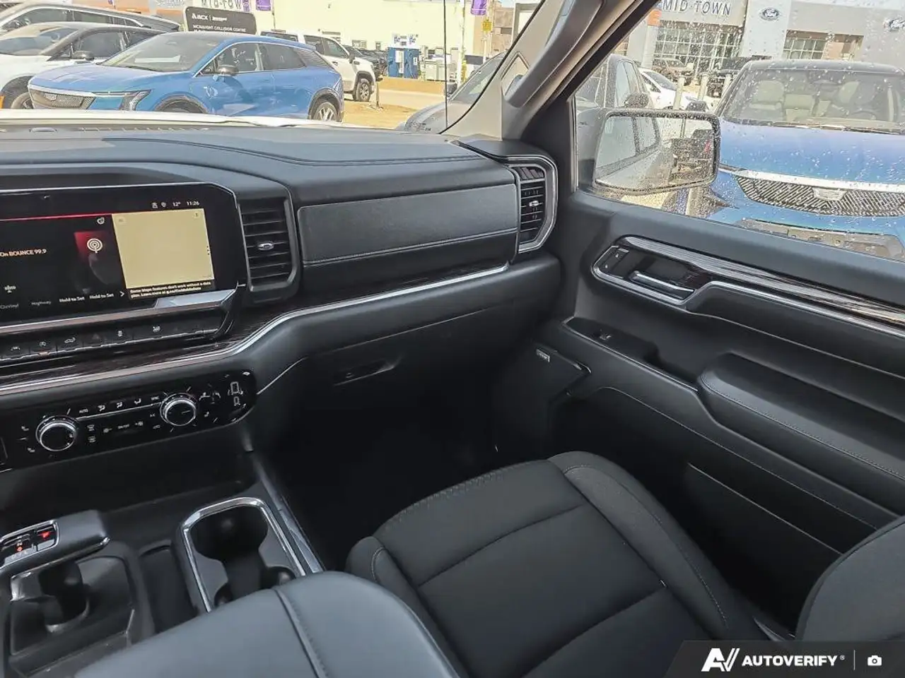 GMC Sierra 1500 снимка GMC Sierra 1500