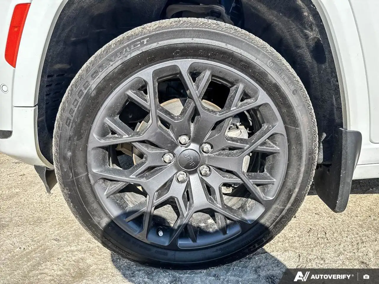 Jeep Grand Cherokee снимка Jeep Grand Cherokee