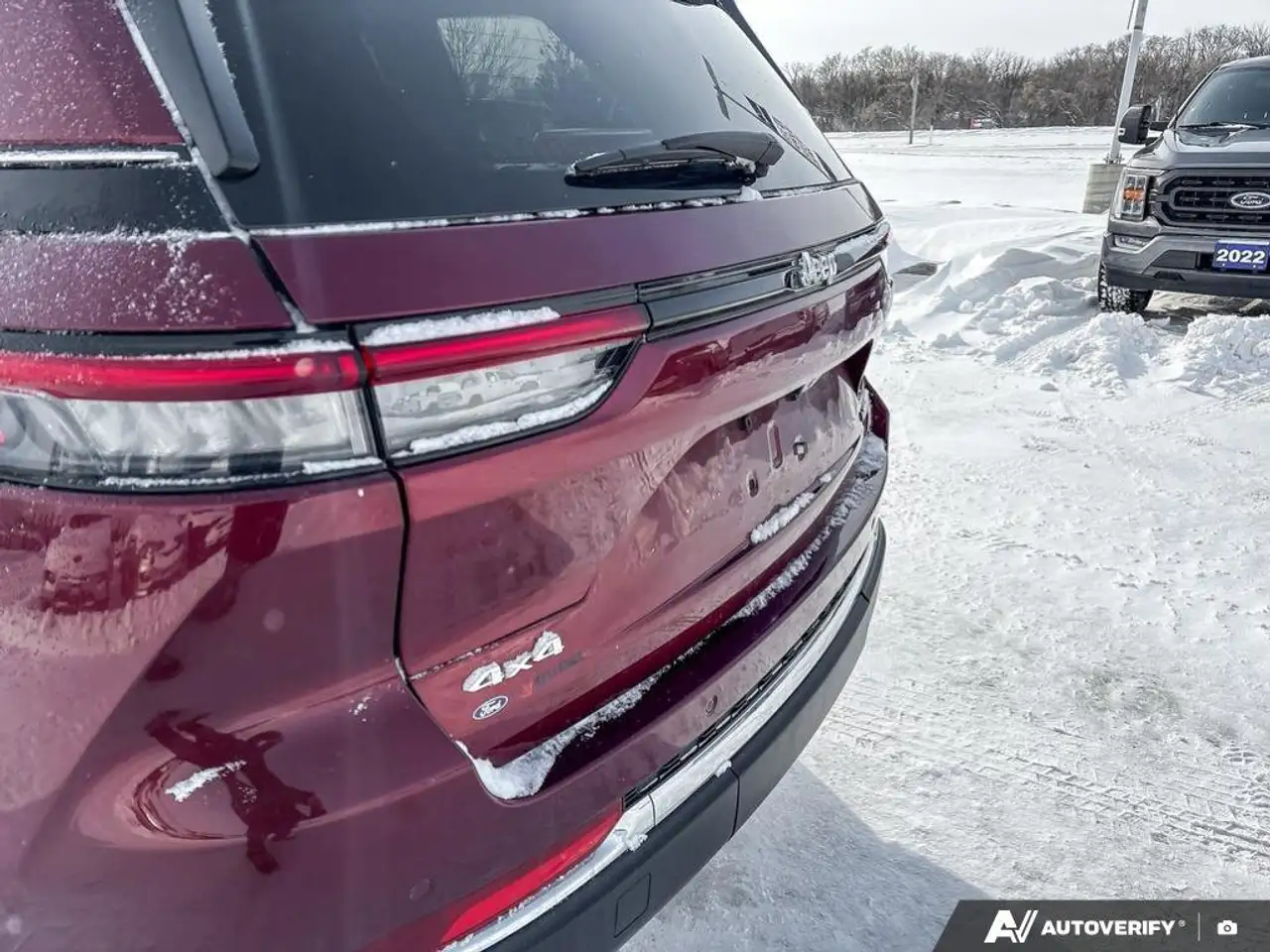 Jeep Grand Cherokee снимка Jeep Grand Cherokee