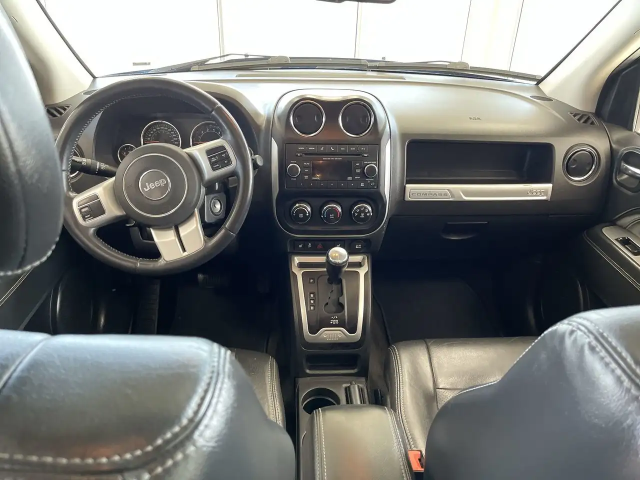 Jeep Compass photo Jeep Compass