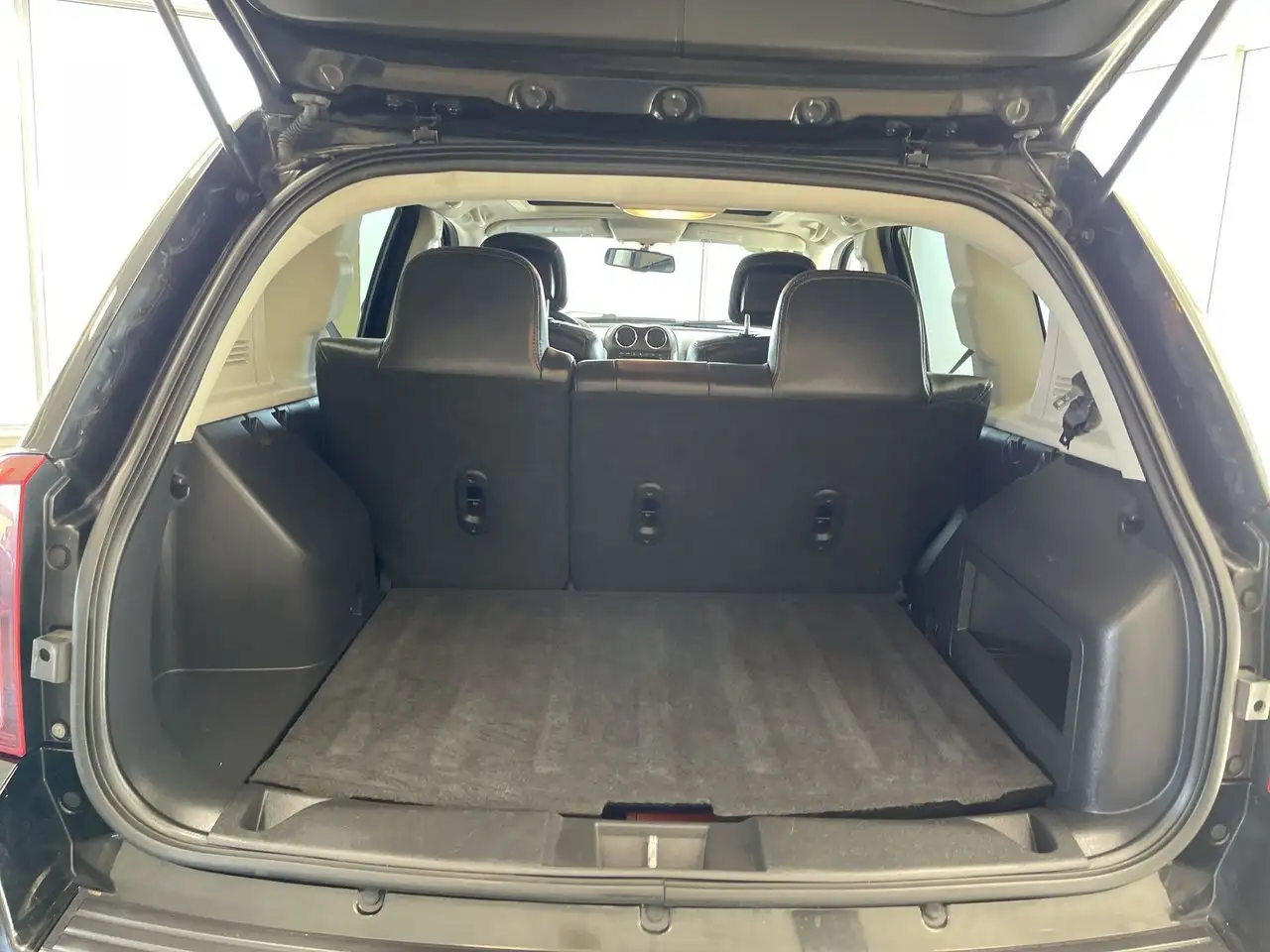 Jeep Compass photo Jeep Compass