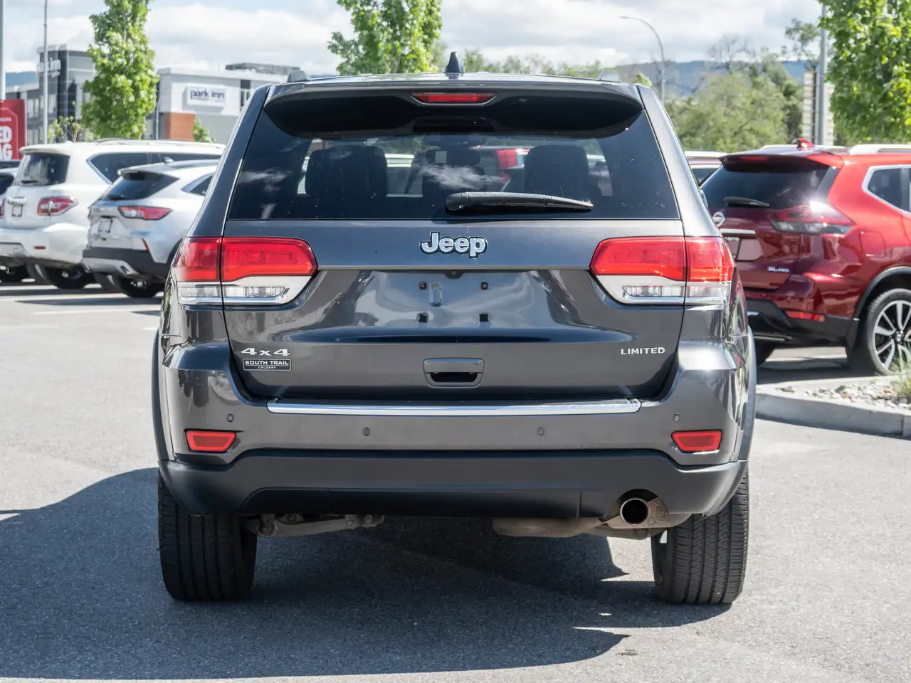Jeep Grand Cherokee снимка Jeep Grand Cherokee
