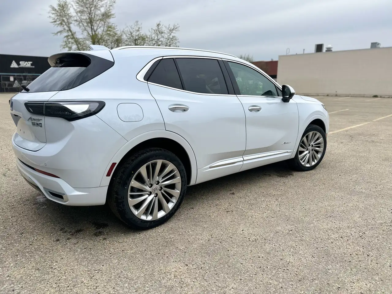 Buick Envision photo Buick Envision