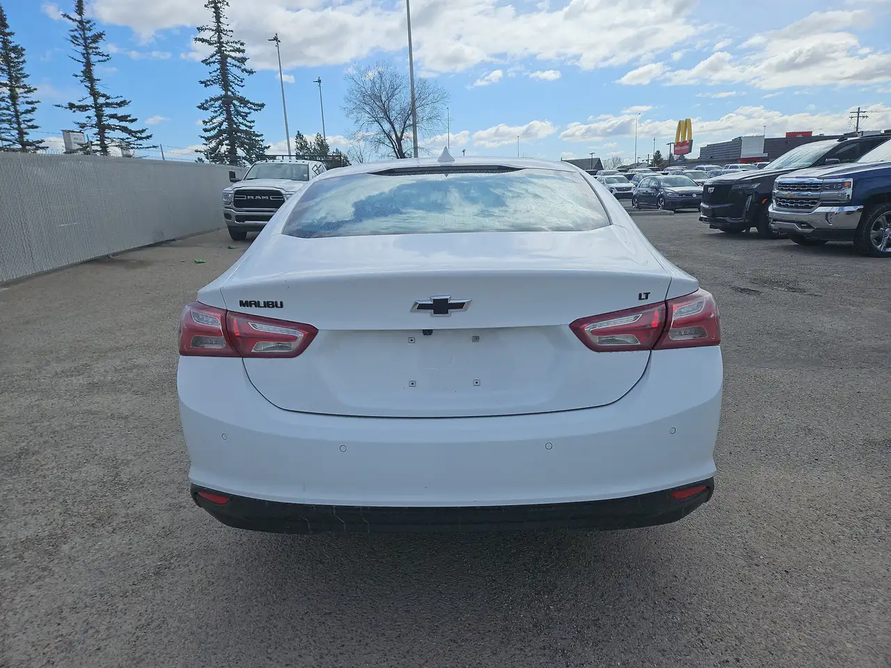 Chevrolet Malibu снимка Chevrolet Malibu