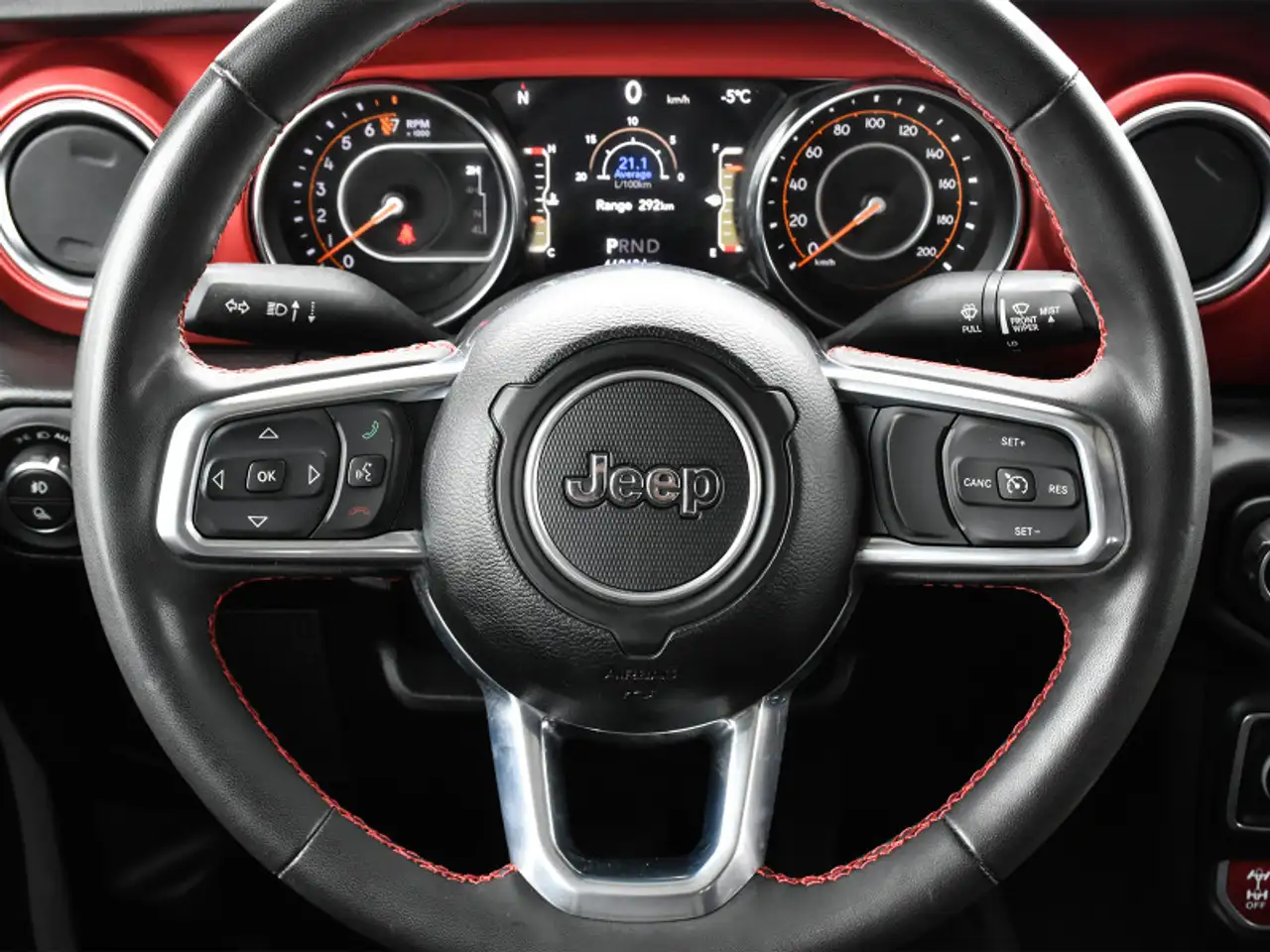 Jeep Gladiator снимка Jeep Gladiator