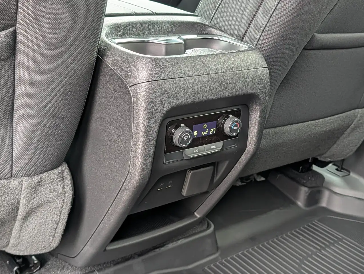 Chevrolet Traverse снимка Chevrolet Traverse