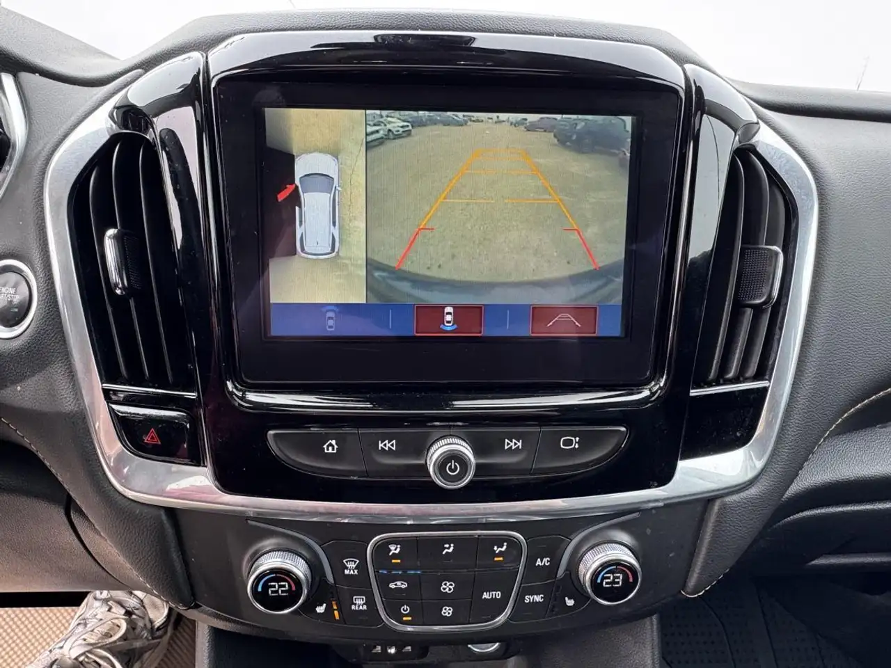 Chevrolet Traverse photo Chevrolet Traverse