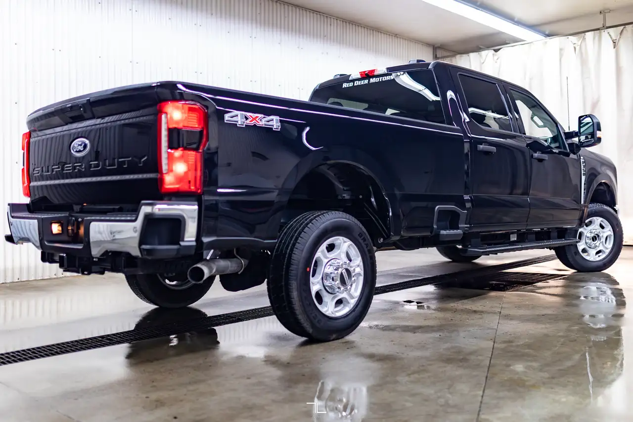 Ford F 350 снимка Ford F 350