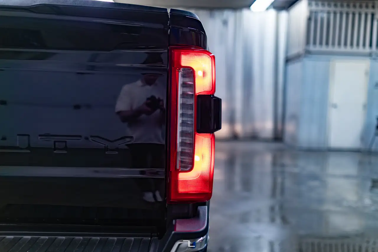 Ford F 350 снимка Ford F 350