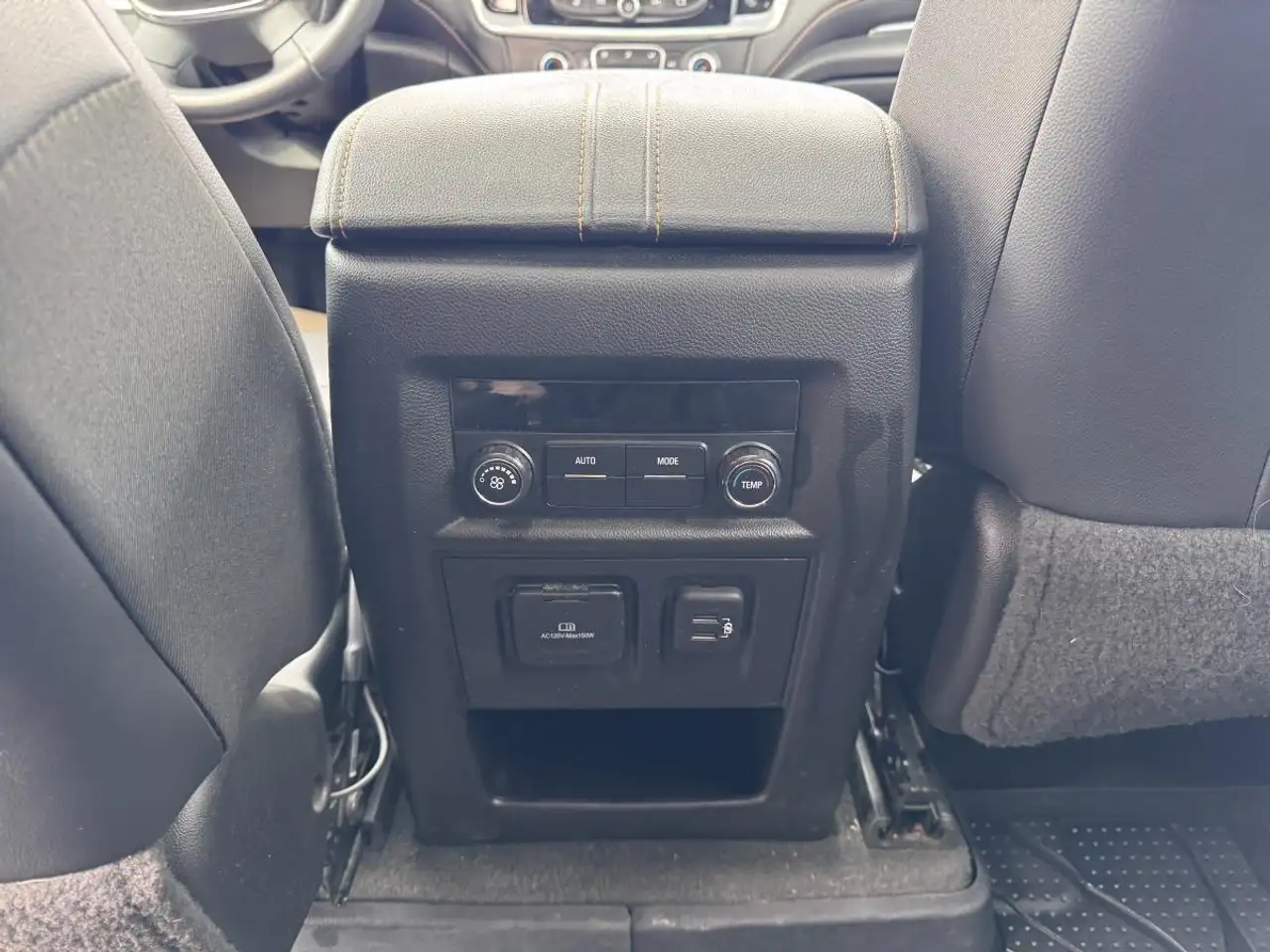 Chevrolet Traverse photo Chevrolet Traverse