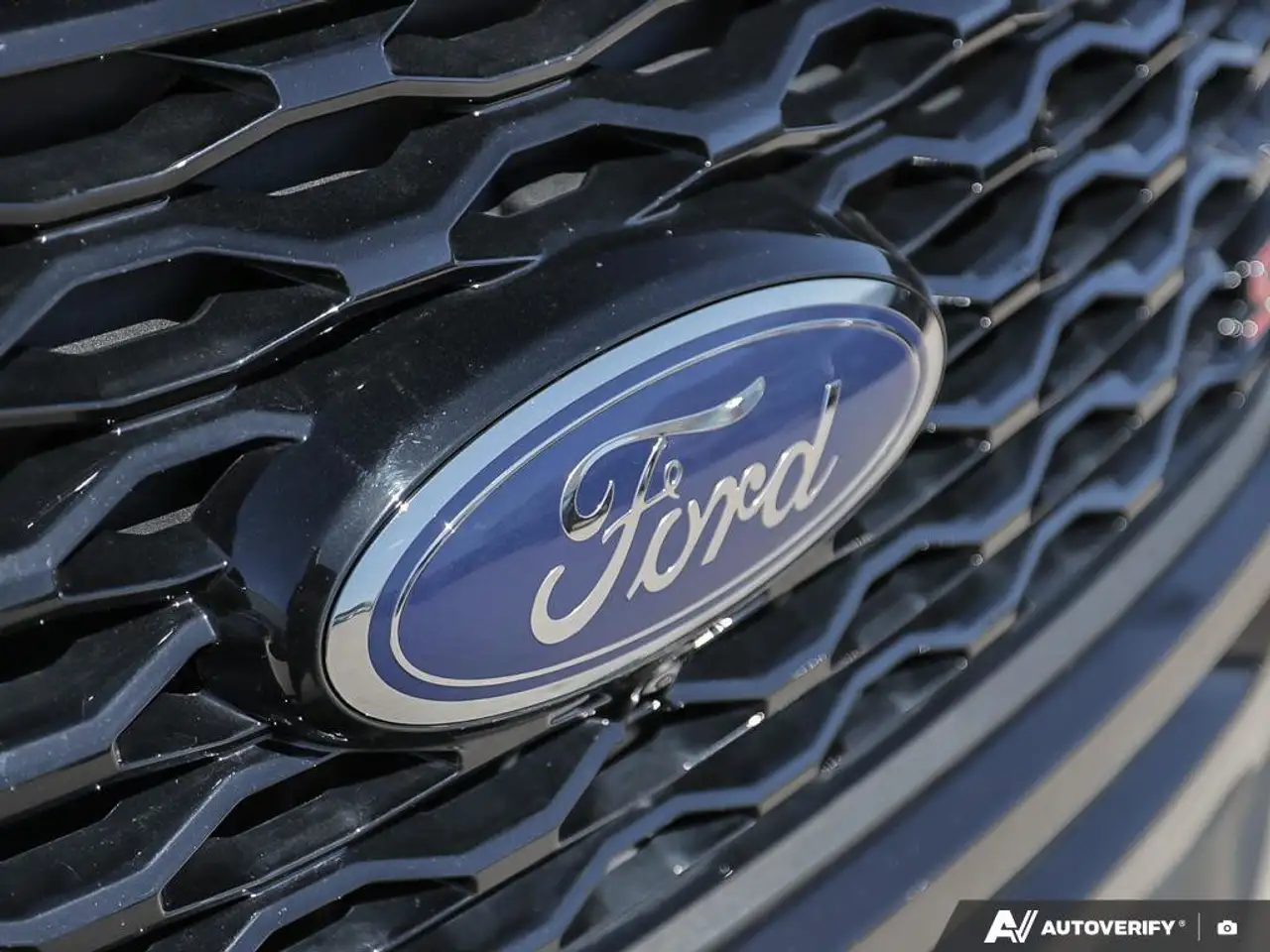 Ford Explorer снимка Ford Explorer