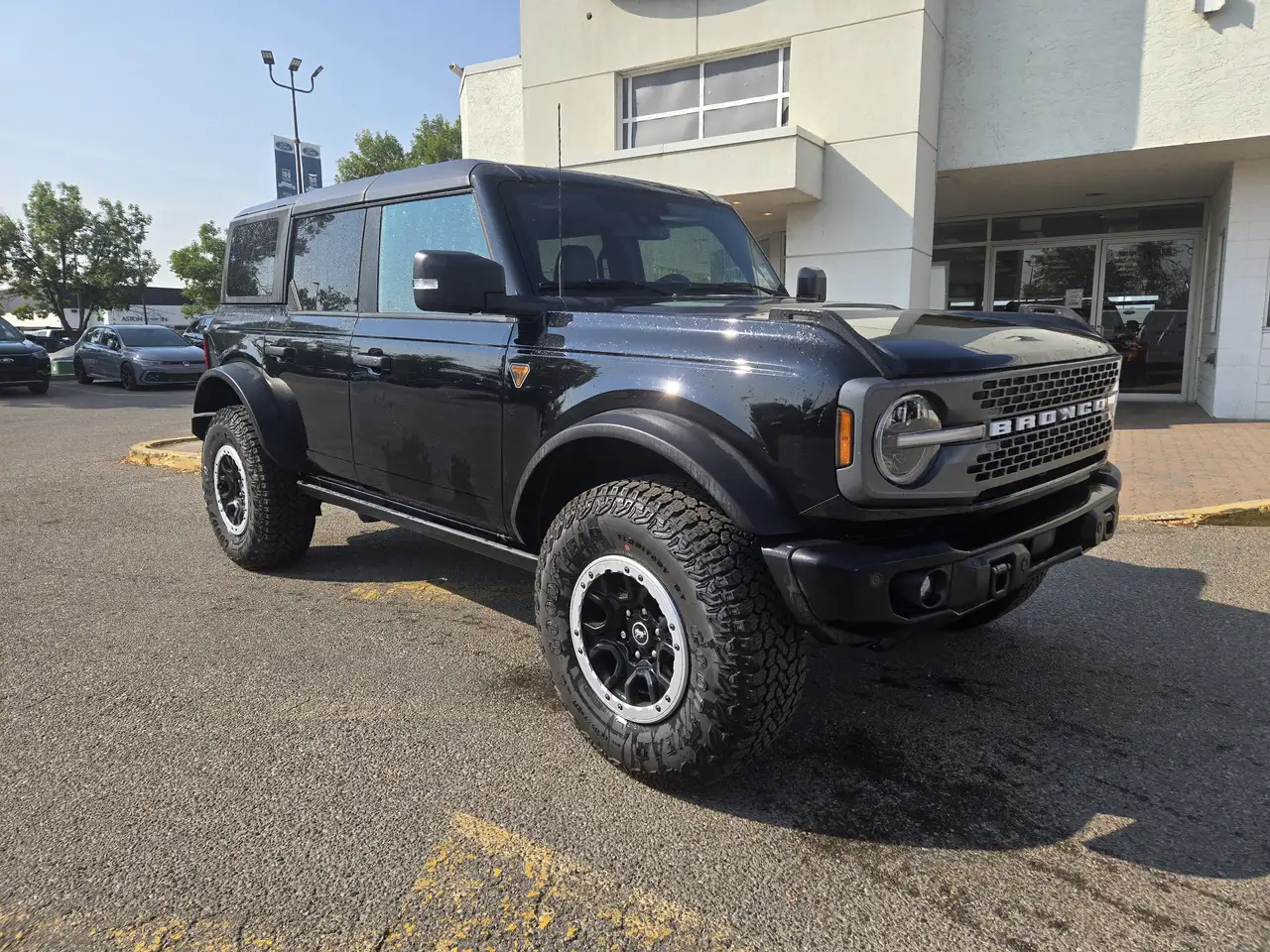 Ford Bronco photo Ford Bronco