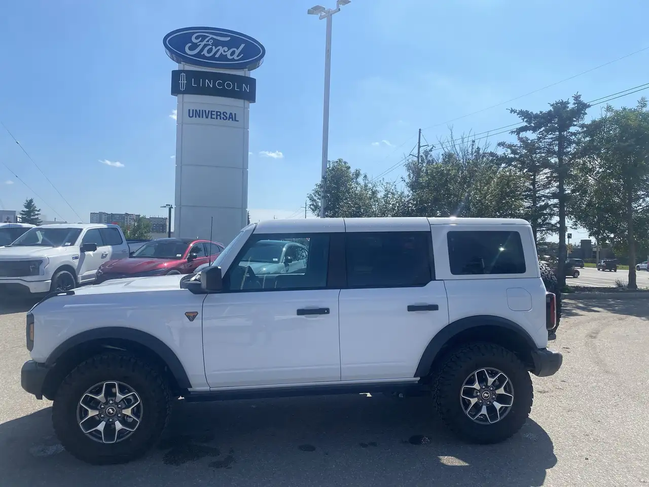 Ford Bronco снимка Ford Bronco