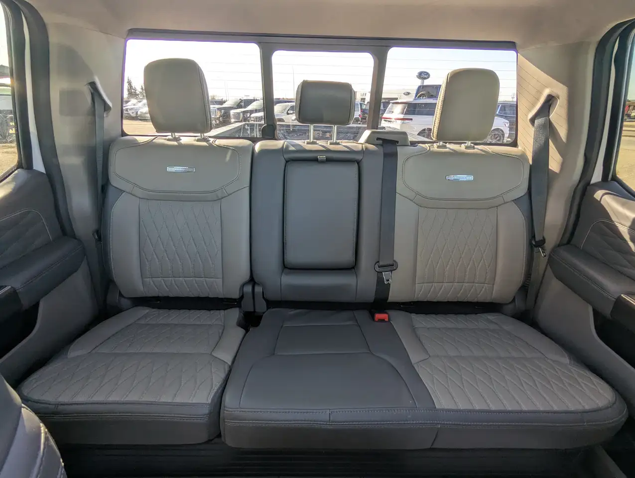 Ford F 350 снимка Ford F 350