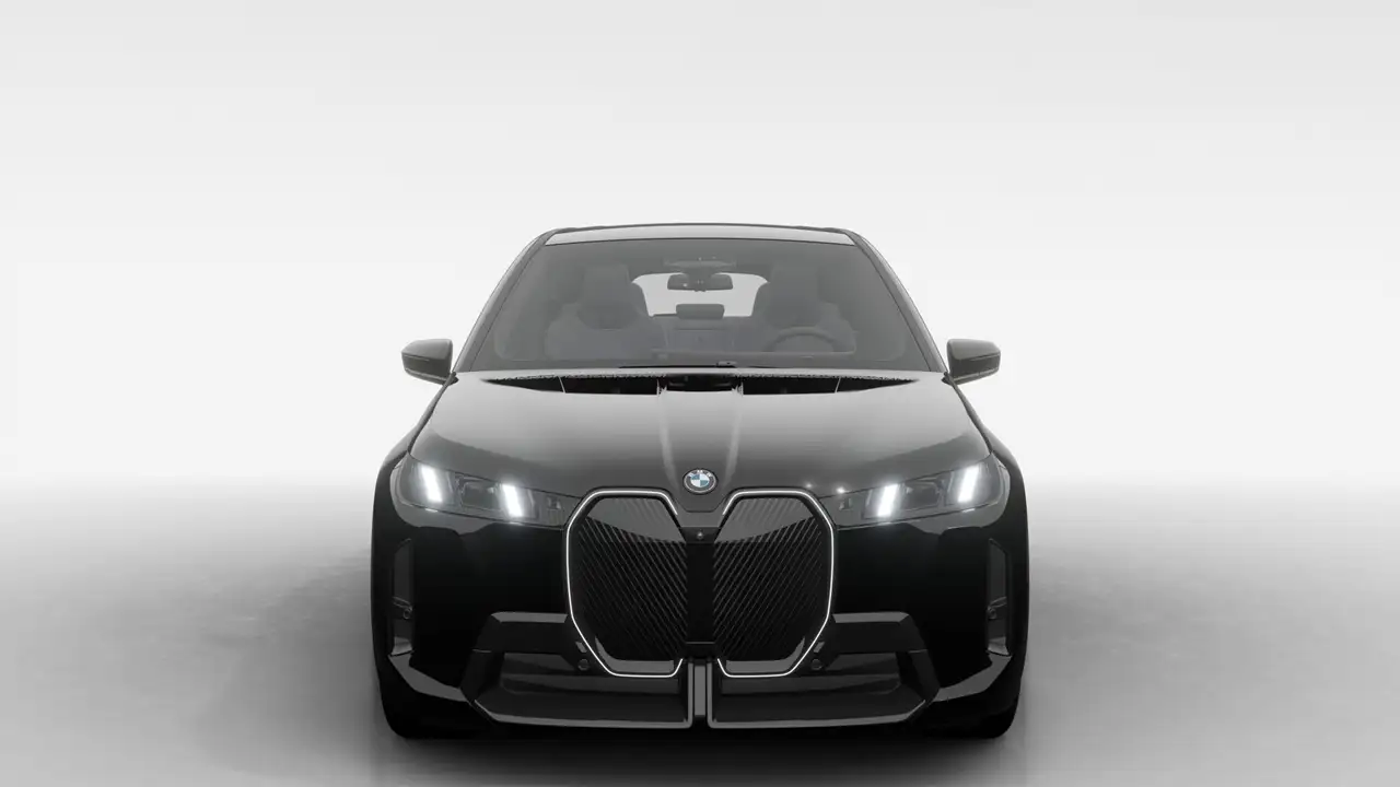 BMW iX photo BMW iX