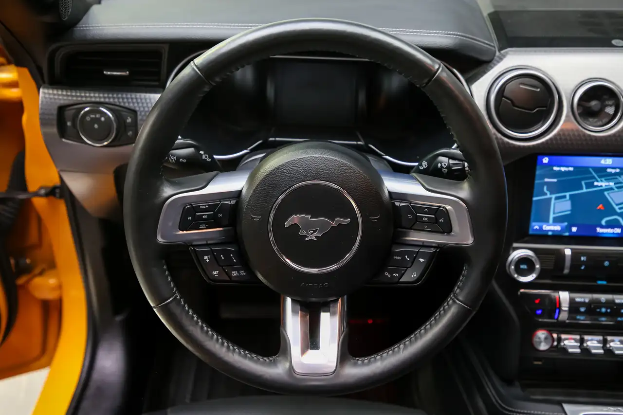 Ford Mustang снимка Ford Mustang