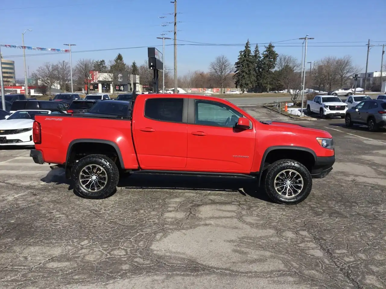 Chevrolet Colorado снимка Chevrolet Colorado
