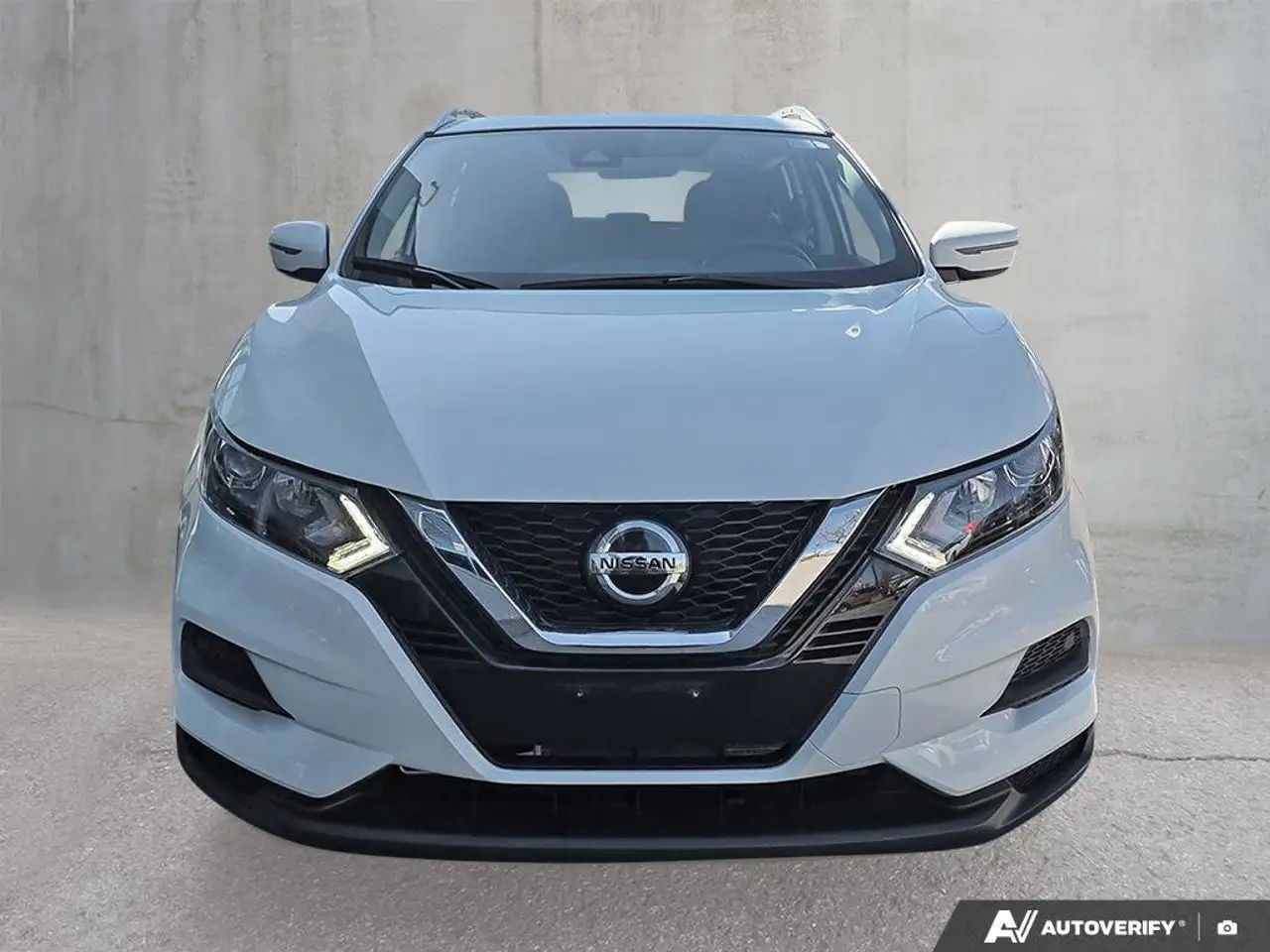 Nissan Qashqai снимка Nissan Qashqai