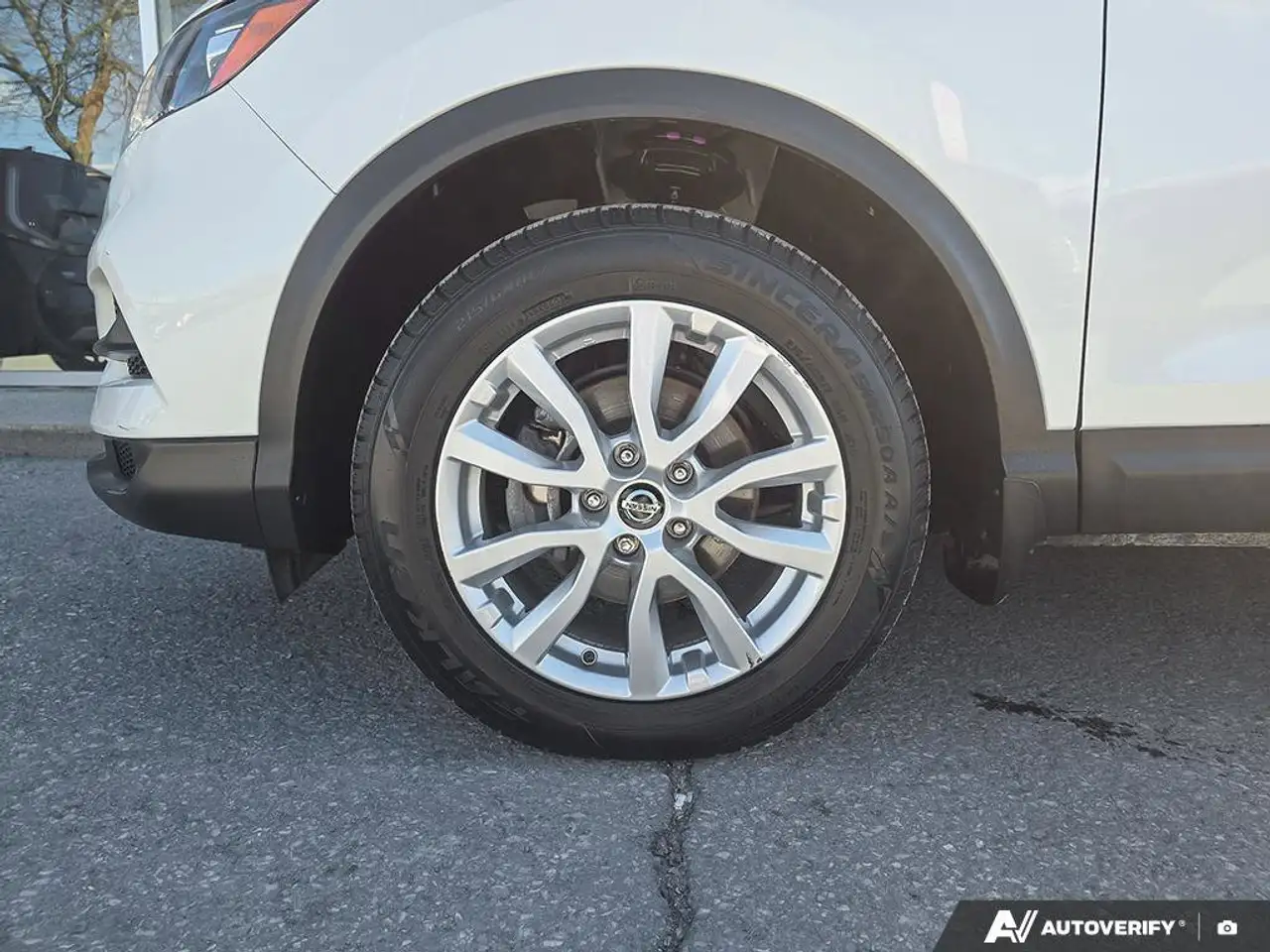 Nissan Qashqai снимка Nissan Qashqai