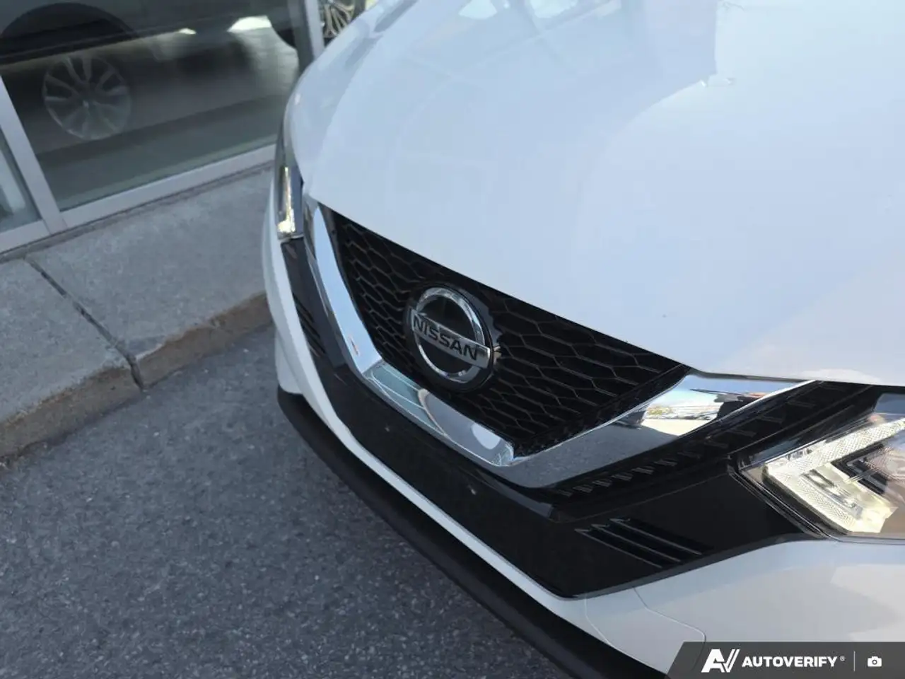Nissan Qashqai снимка Nissan Qashqai