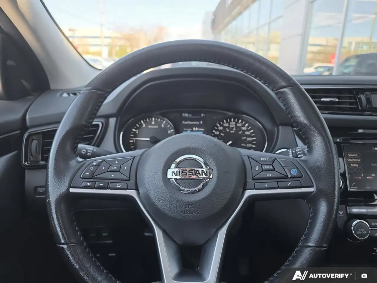 Nissan Qashqai снимка Nissan Qashqai
