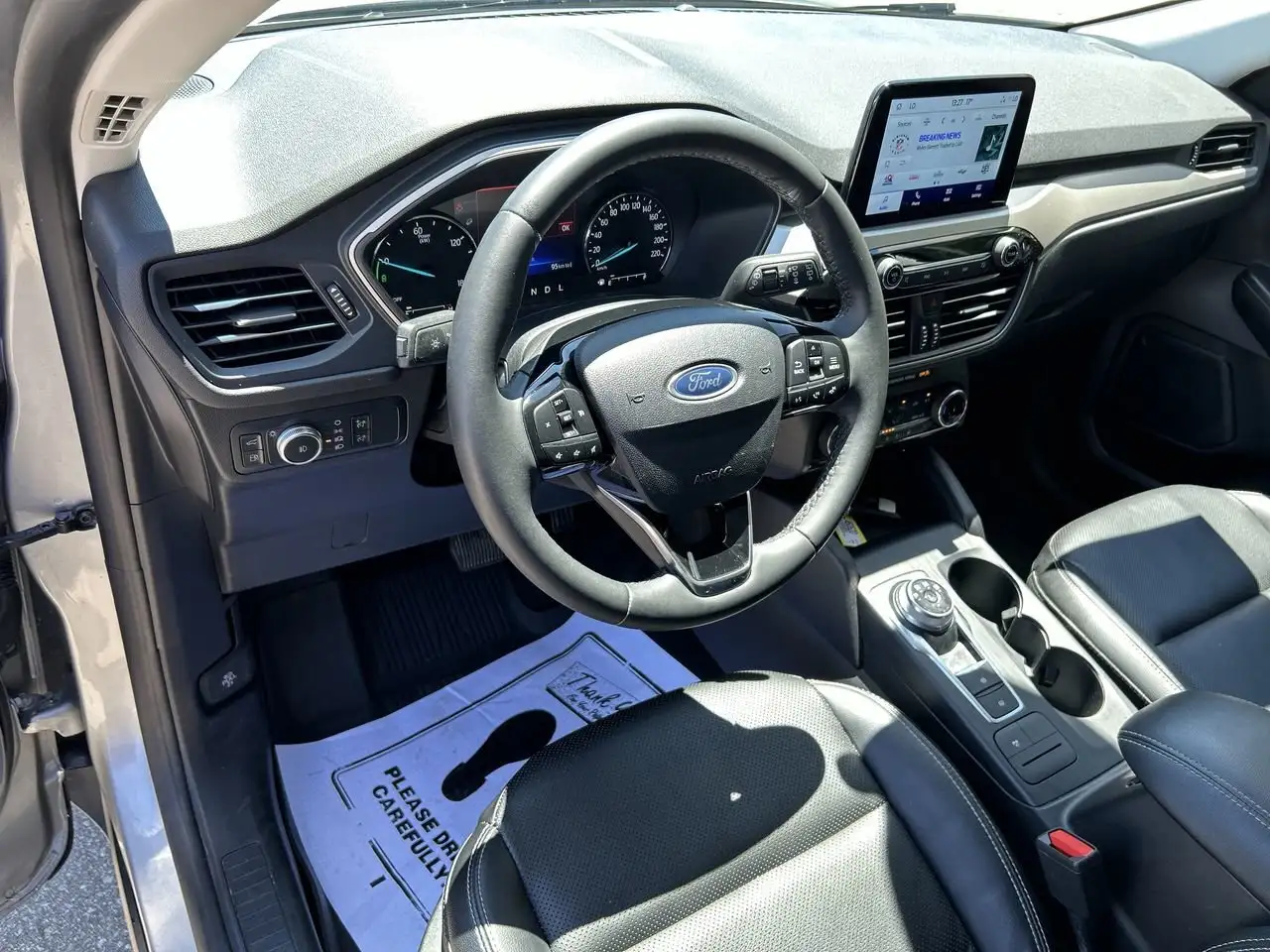 Ford Escape снимка Ford Escape