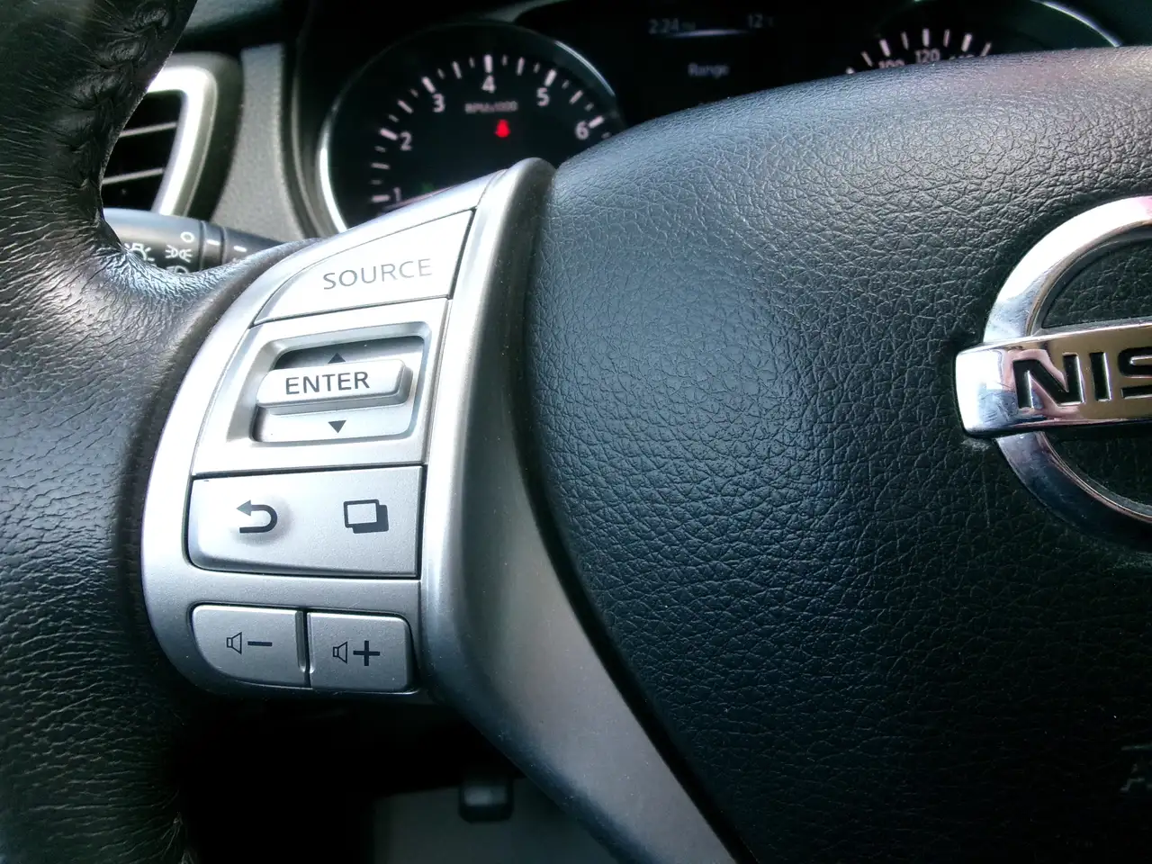 Nissan Rogue photo Nissan Rogue
