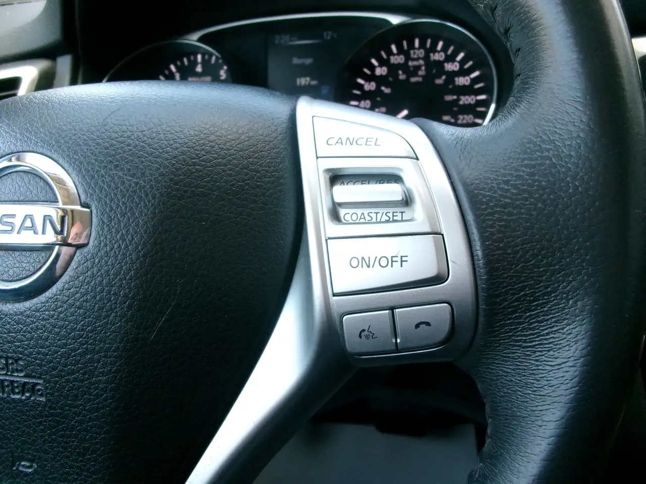 Nissan Rogue photo Nissan Rogue