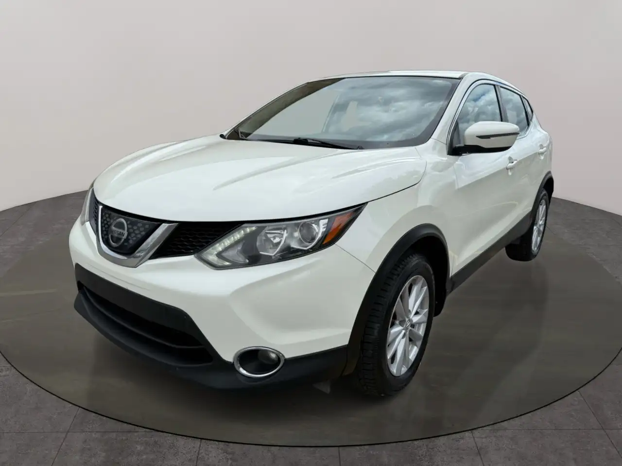 Nissan Qashqai снимка Nissan Qashqai