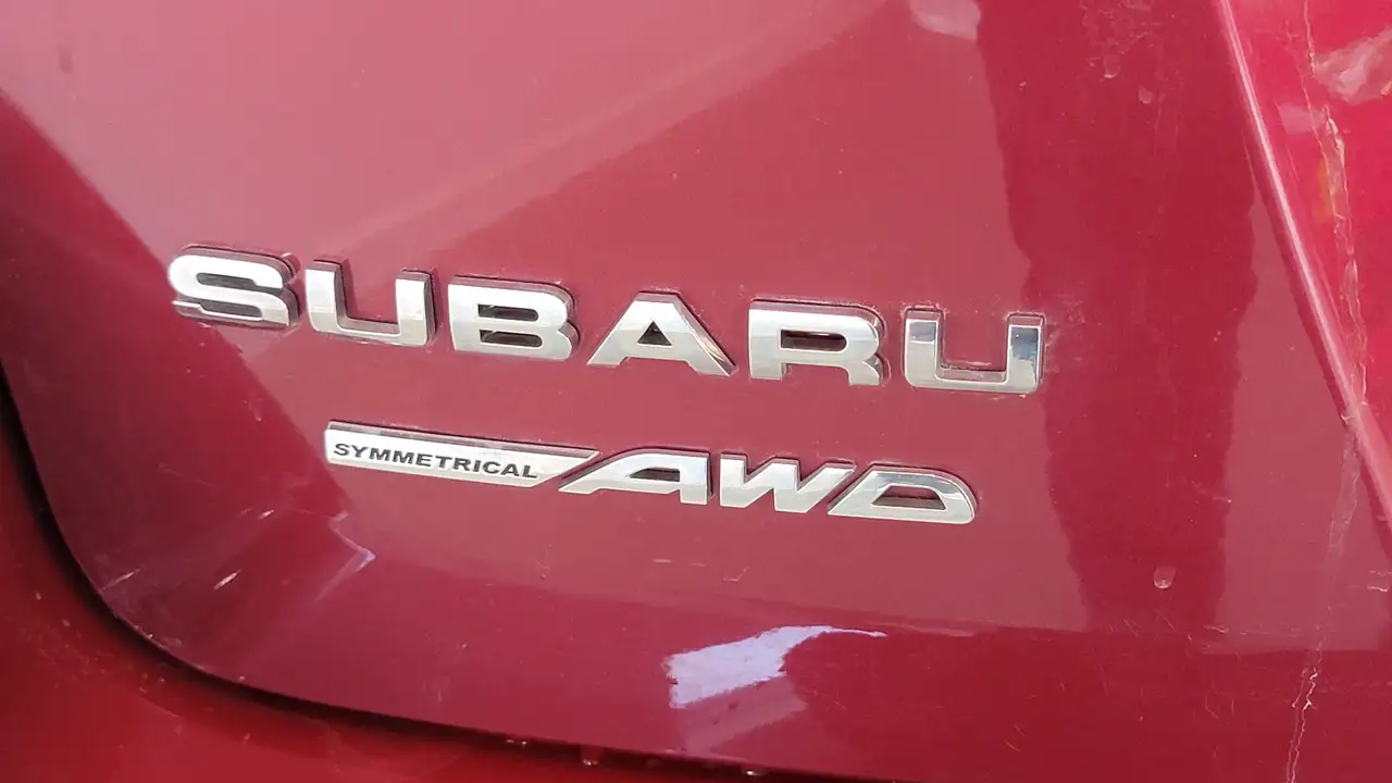 Subaru Impreza снимка Subaru Impreza
