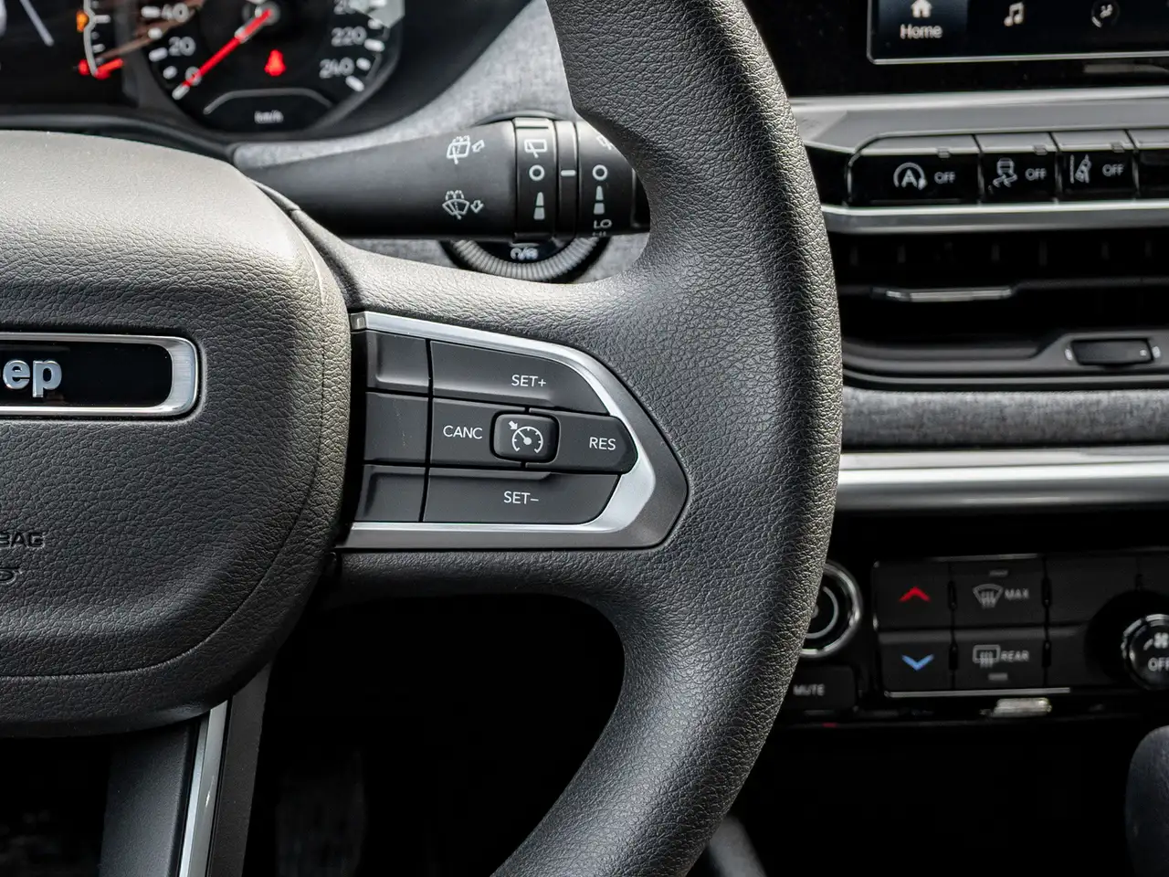 Jeep Compass снимка Jeep Compass