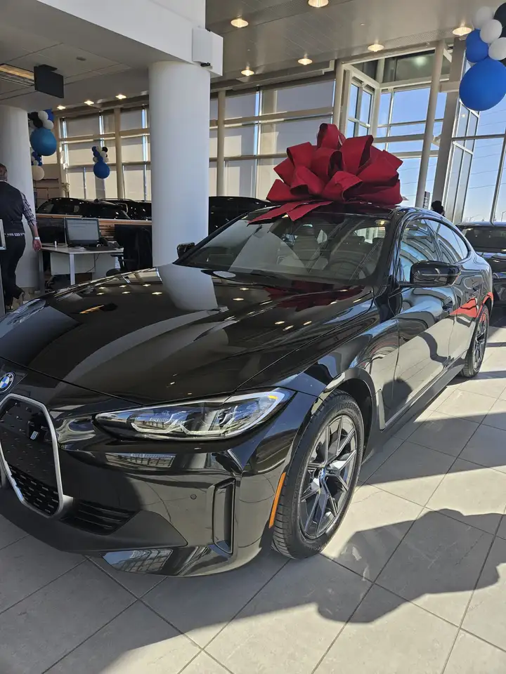 2023 BMW i4