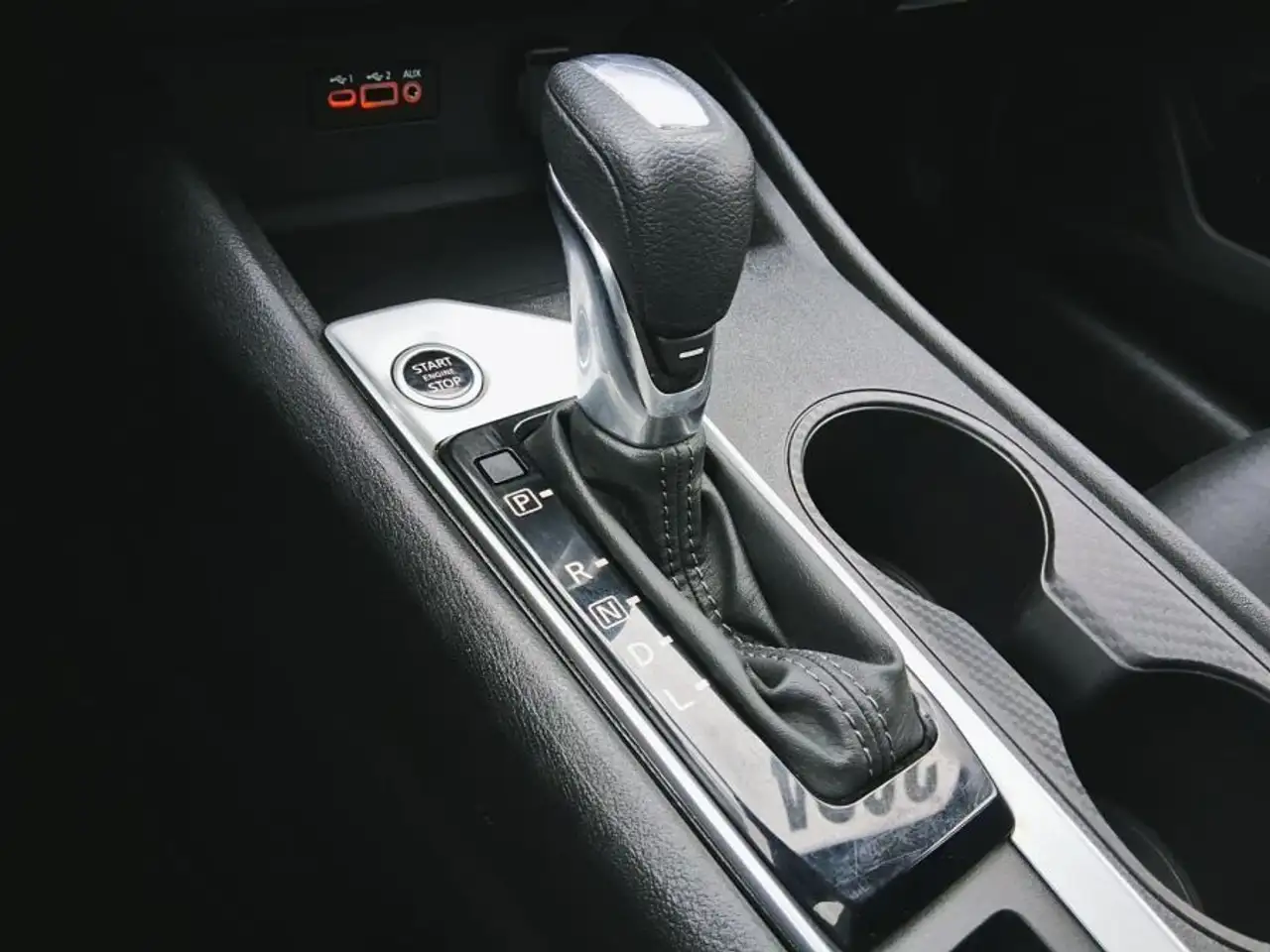 Nissan Altima снимка Nissan Altima