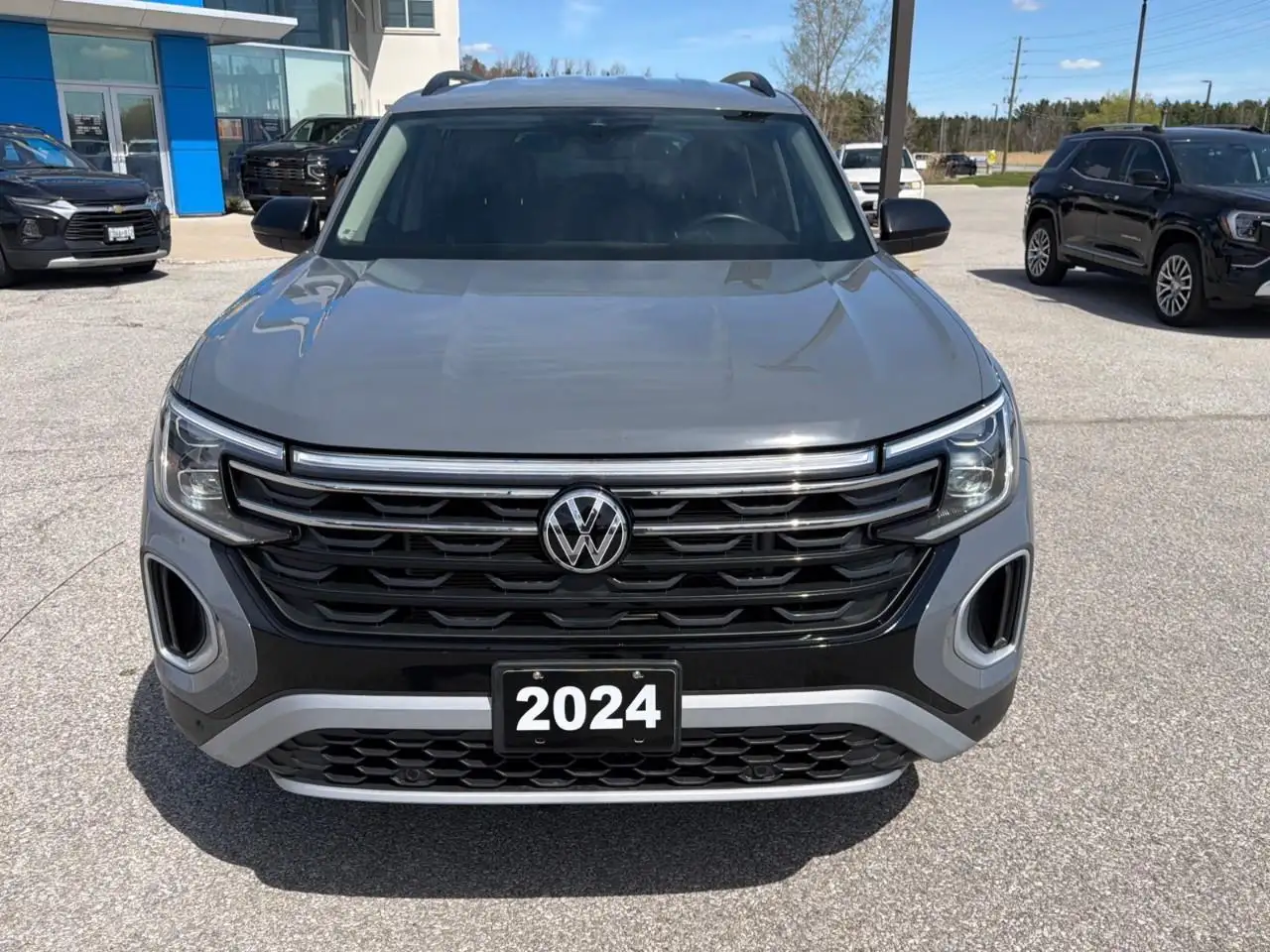 Volkswagen Atlas снимка Volkswagen Atlas