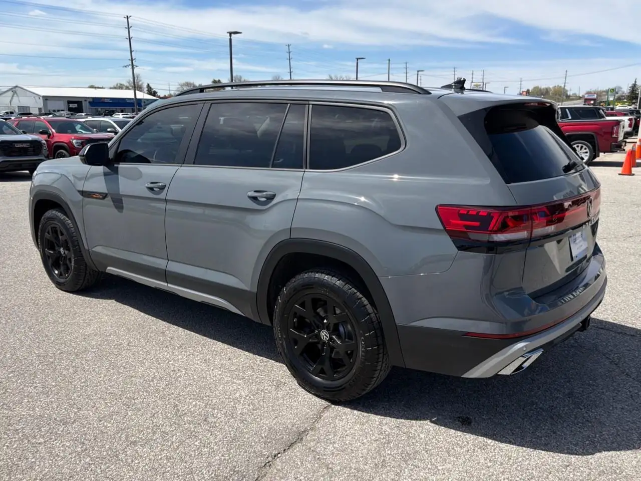 Volkswagen Atlas снимка Volkswagen Atlas