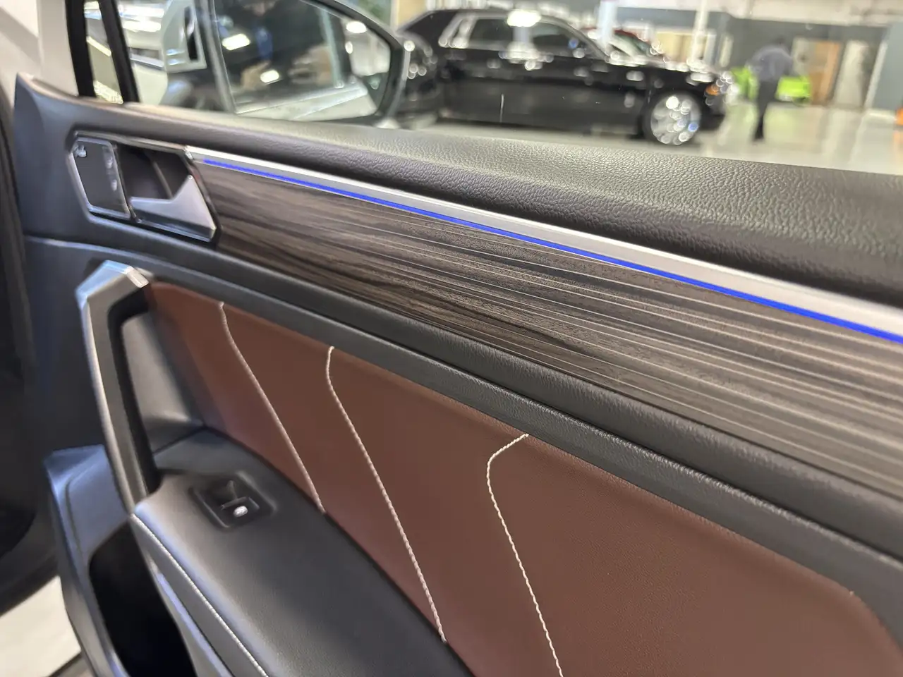 Volkswagen Tiguan снимка Volkswagen Tiguan