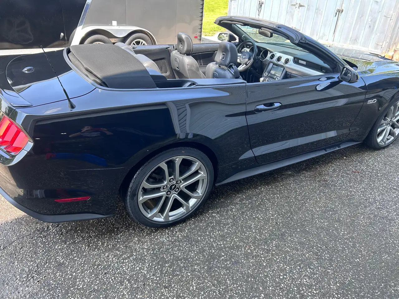 Ford Mustang photo Ford Mustang