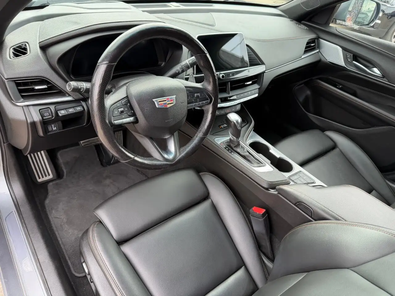 Cadillac CT4 photo Cadillac CT4