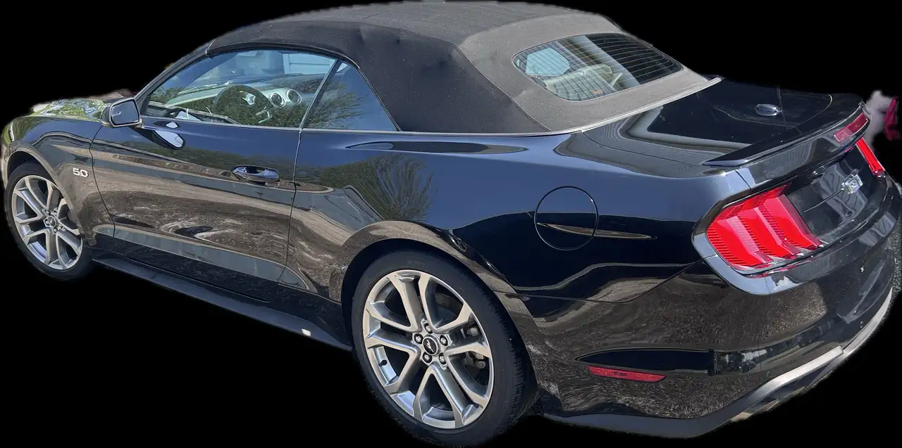 Ford Mustang photo Ford Mustang