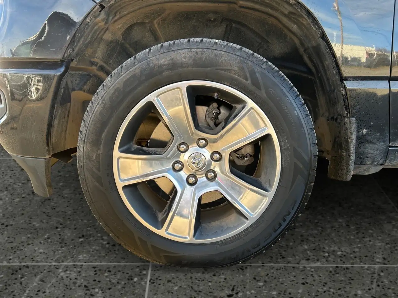 RAM 1500 снимка RAM 1500