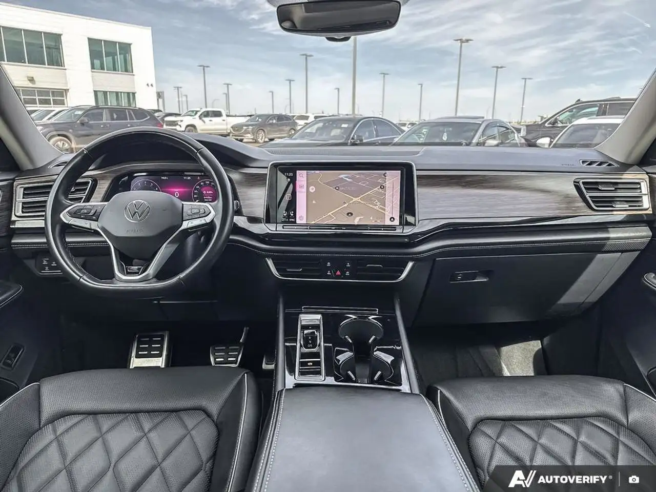 Volkswagen Atlas снимка Volkswagen Atlas