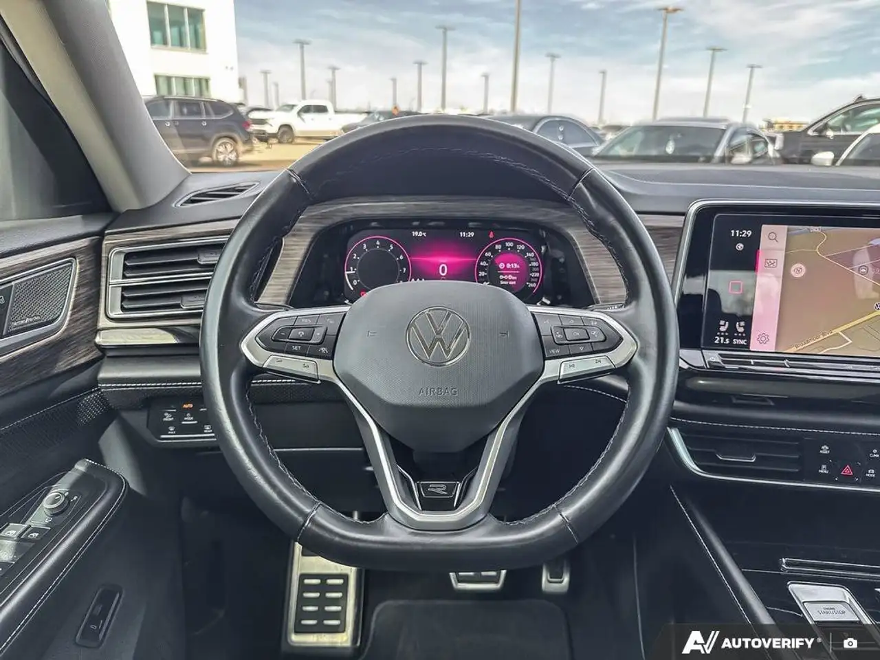 Volkswagen Atlas снимка Volkswagen Atlas