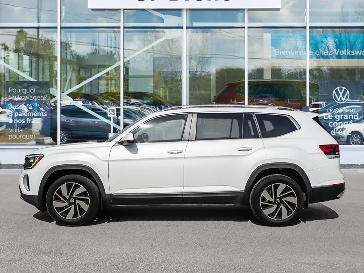 Volkswagen Atlas снимка Volkswagen Atlas