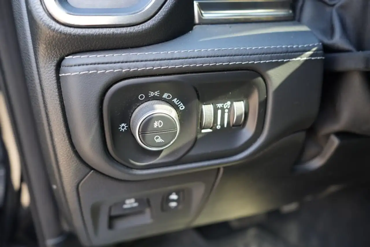RAM 1500 fotografie RAM 1500