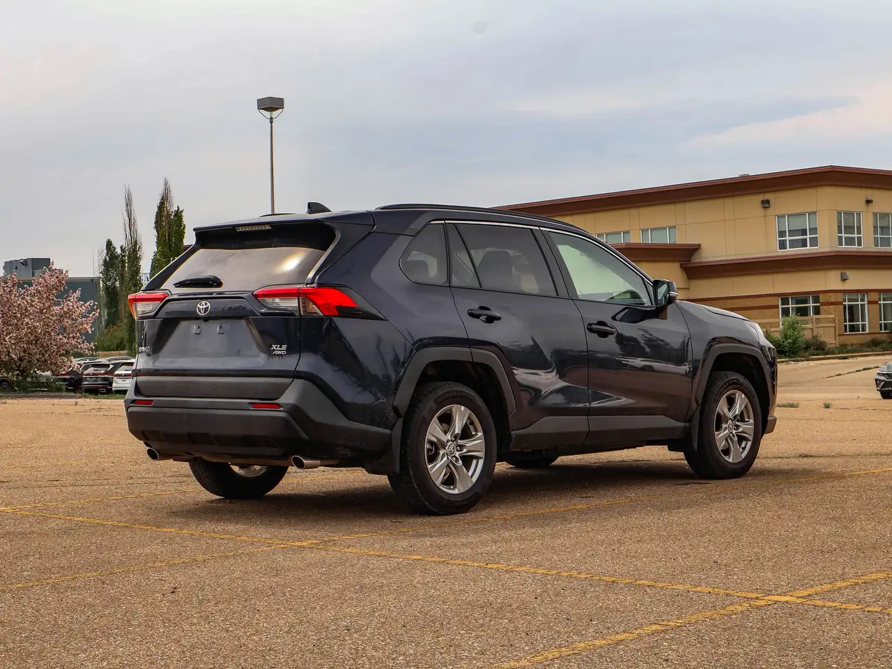 Toyota RAV 4 снимка Toyota RAV 4