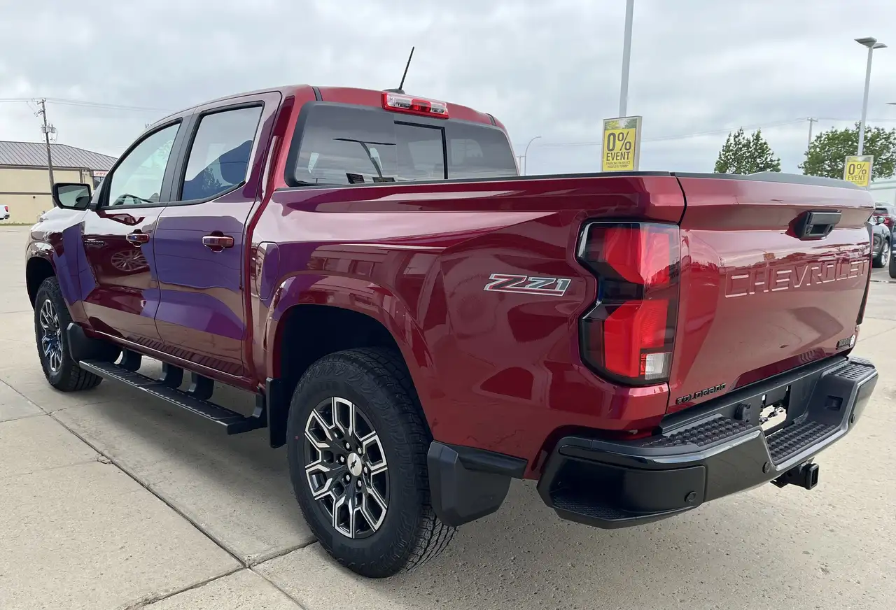 Chevrolet Colorado снимка Chevrolet Colorado