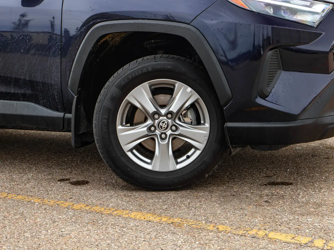 Toyota RAV 4 снимка Toyota RAV 4