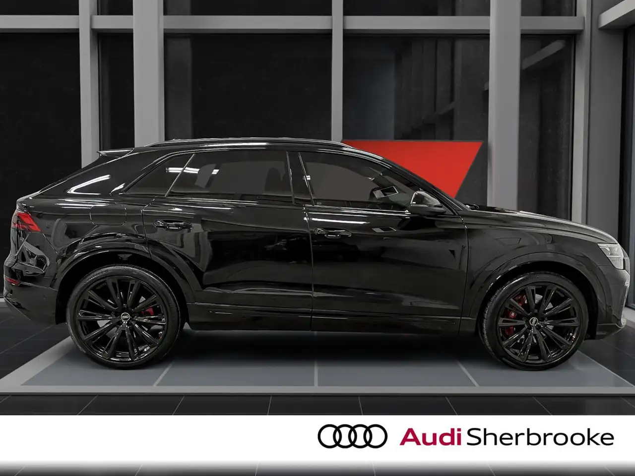 Audi SQ8 photo Audi SQ8