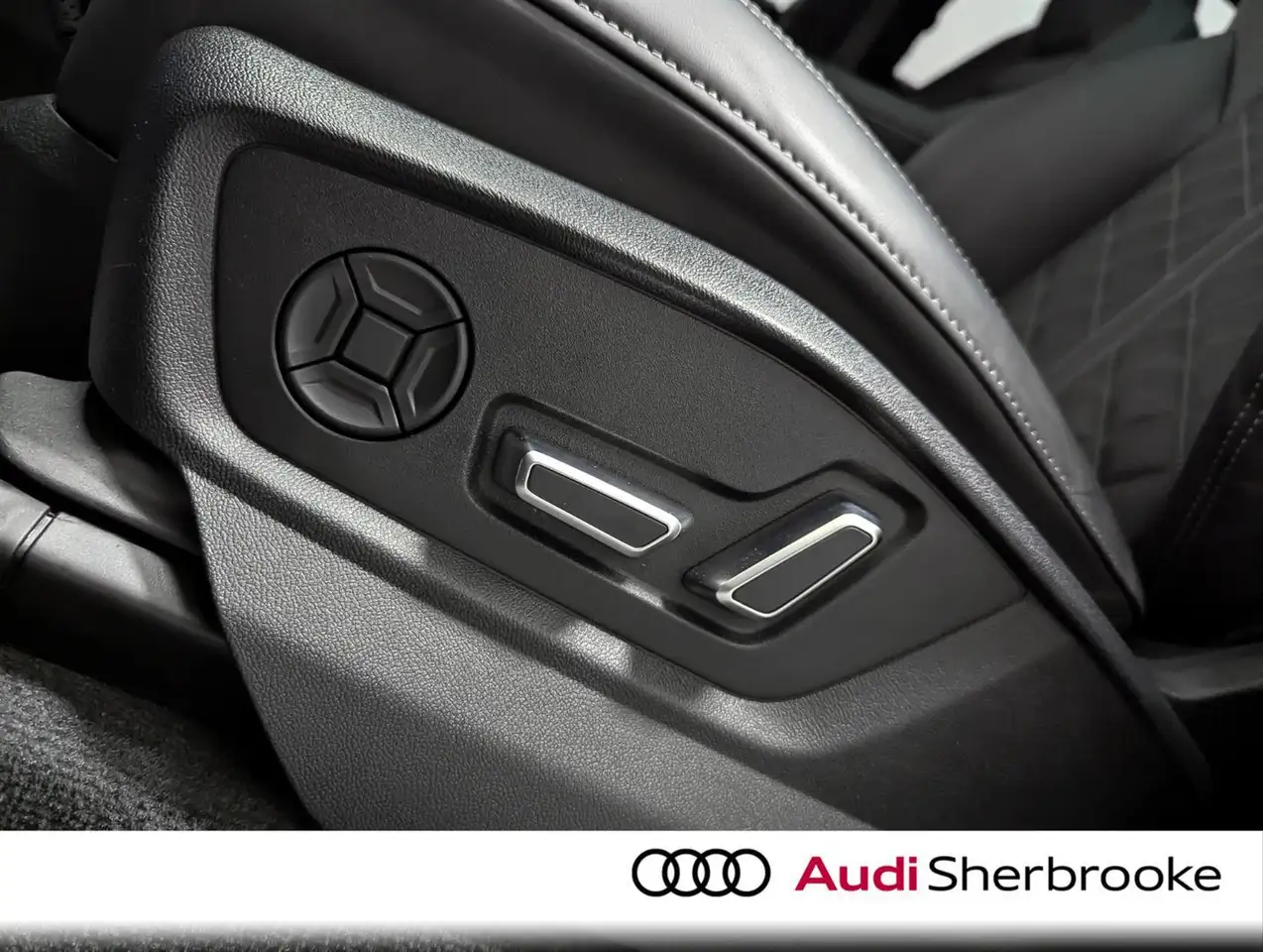 Audi SQ8 photo Audi SQ8