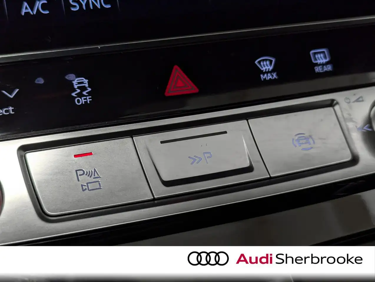 Audi SQ8 photo Audi SQ8